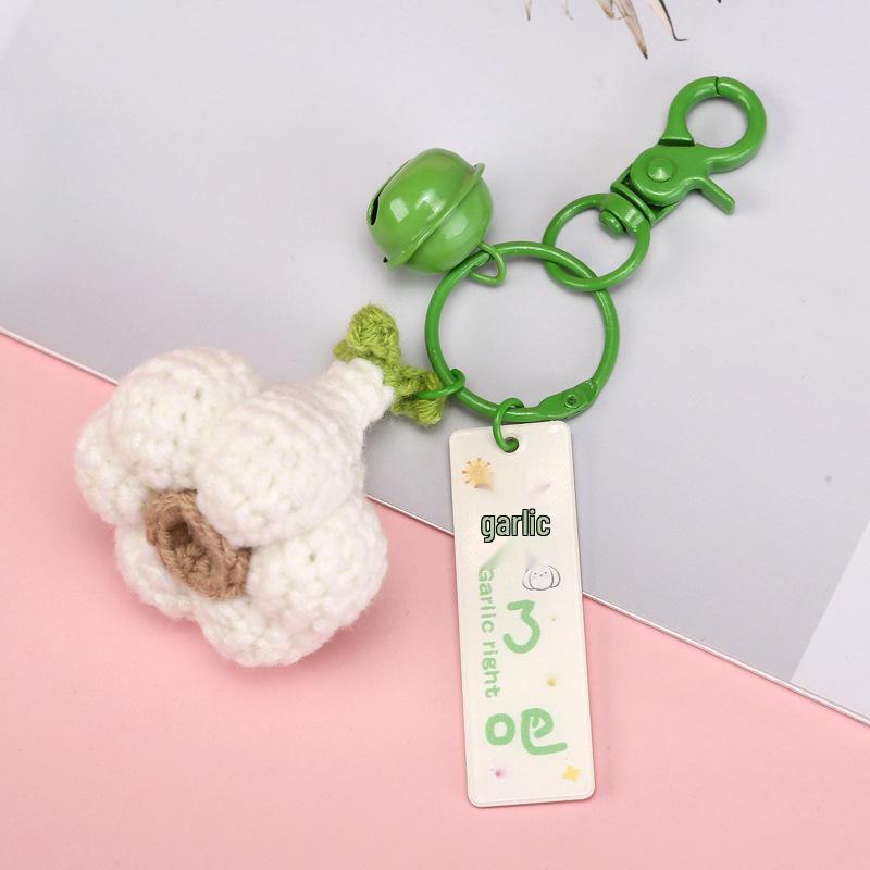 Woven Garlic Scallion Cabbage Pendant Keychain – Creative and Exquisite Gift for Students and Besties