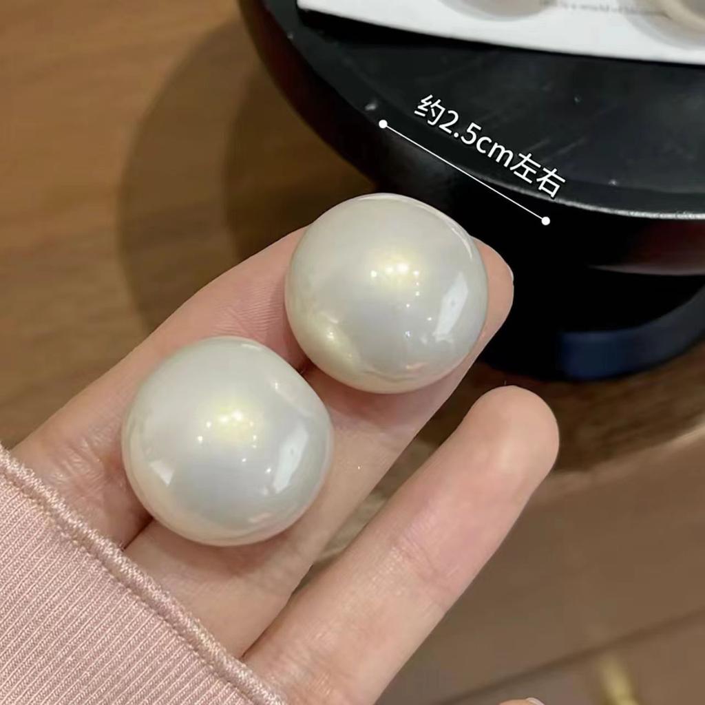 New Limited Earrings, Wine Stains, Cherry Red Pearl Stud Earrings, Women'S Light Luxury High-End Sense, Unique, Beautiful And Beautiful Earrings