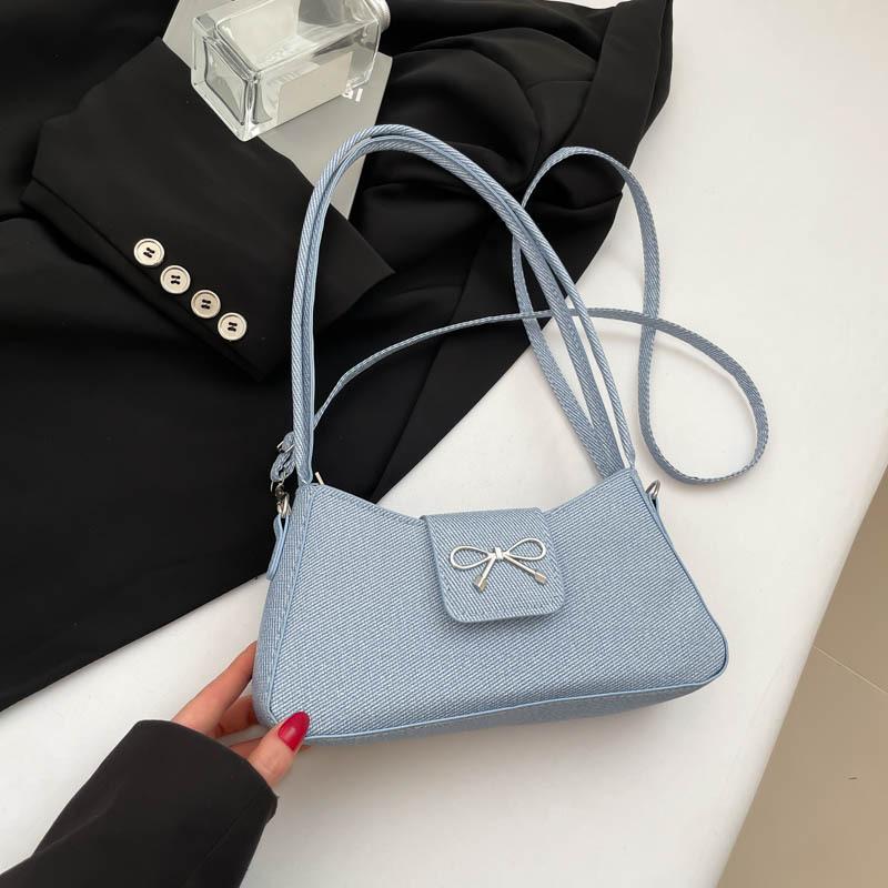 

Сумка-багет в нишевом стиле в иностранном стиле, 2025 весна, новая женская сумка, модная повседневная сумка на одно плечо подмышку синий