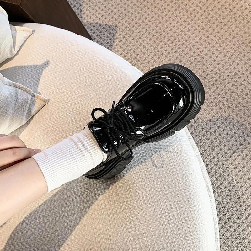 Fashion Spring New Thick Heel Shoes Women's Fashion Round Head Deep Mouth Front Strap Thick Sole Anti-slip Wear-resistant Single Shoes