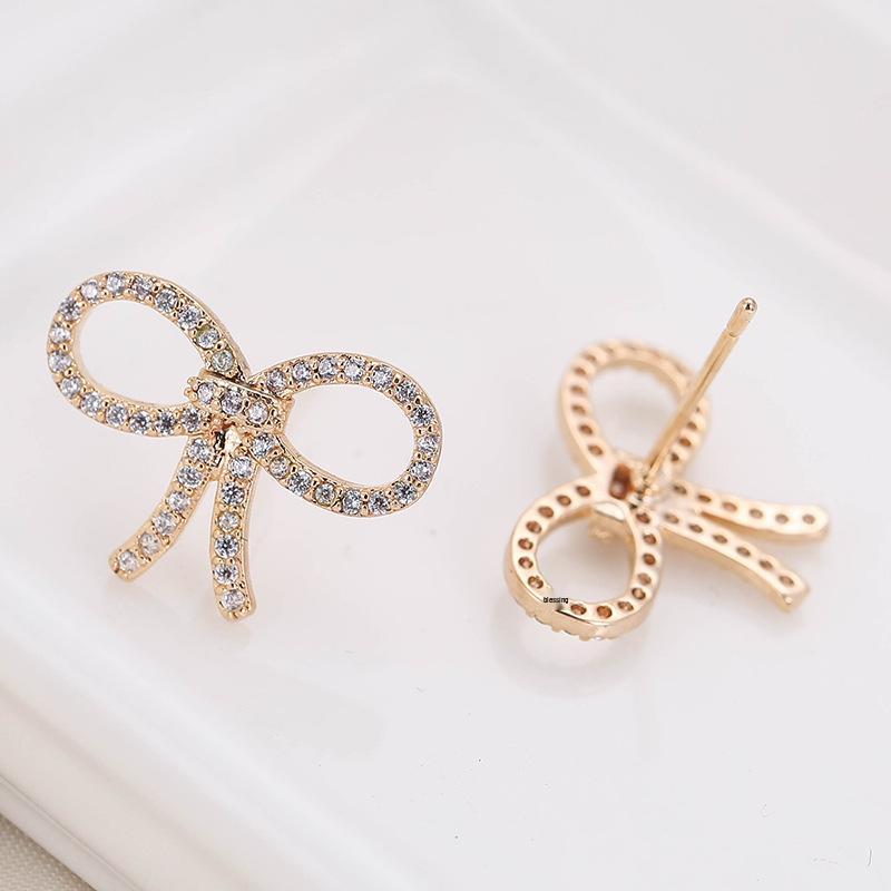 Elegant Bow Micro-inlaid Diamond Stud Earrings - Pure Copper, Creative Fashion Style