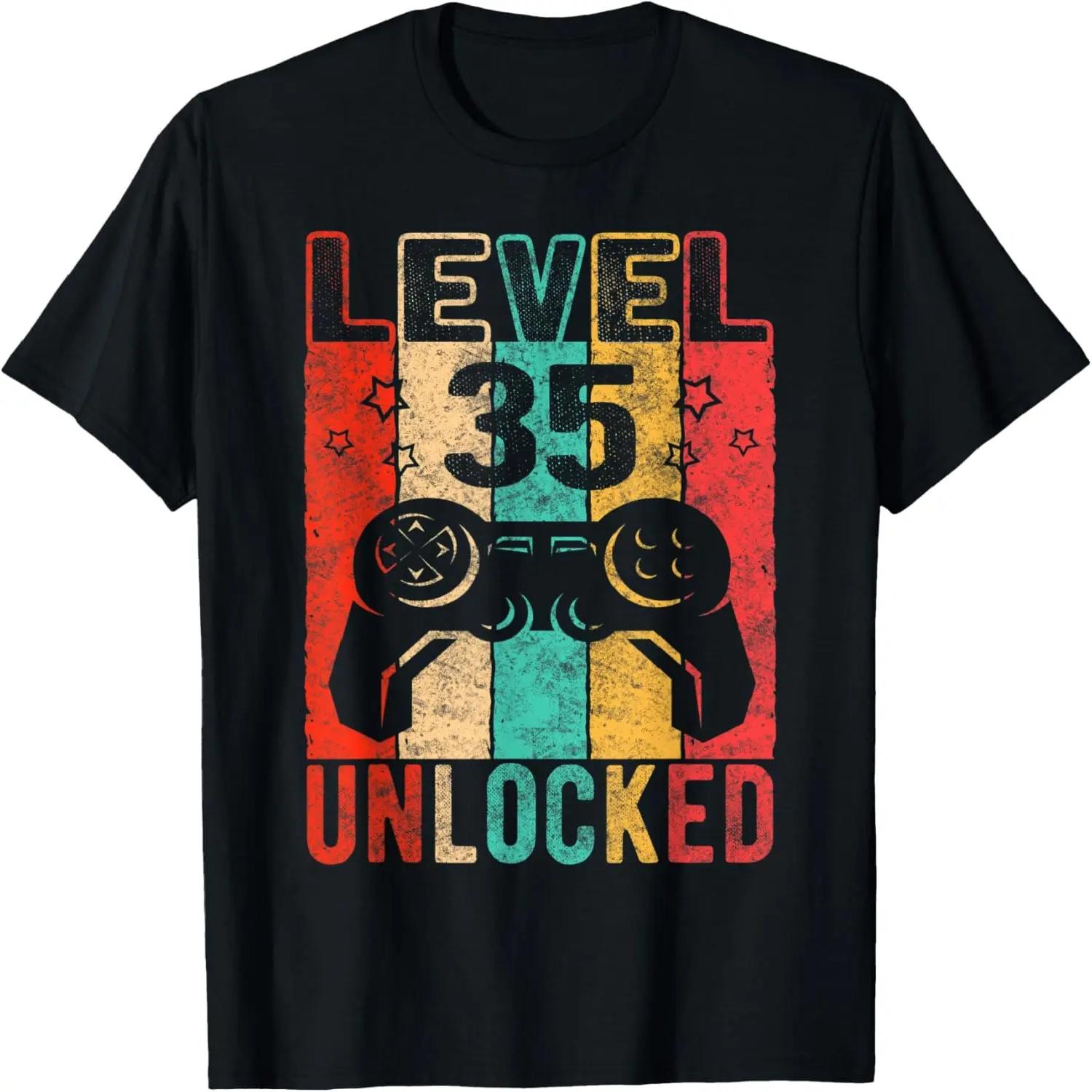 Fun 35th Birthday Level 35 Unlocked, Retro Graphic Birthday T-Shirt S