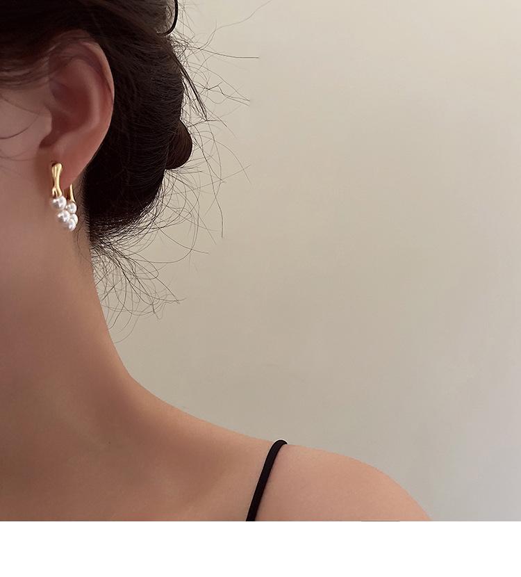 Elegant Retro French Pearl Earrings - Light Luxury Front and Back Wear Hoops for Gentle Fairy Style