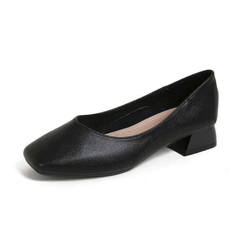 2023 Retro Soft Leather Square Toe Medium High Heel Women's Shoes