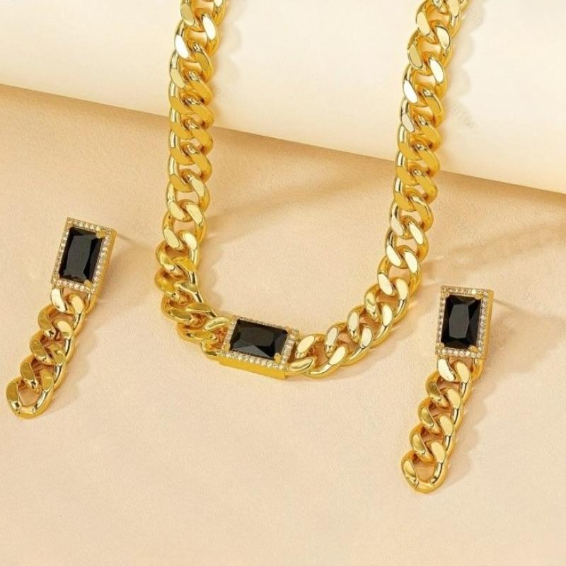 Europe and The United States Personality Creative Chain Square Necklace, Women's Classic Jewelry Accessories