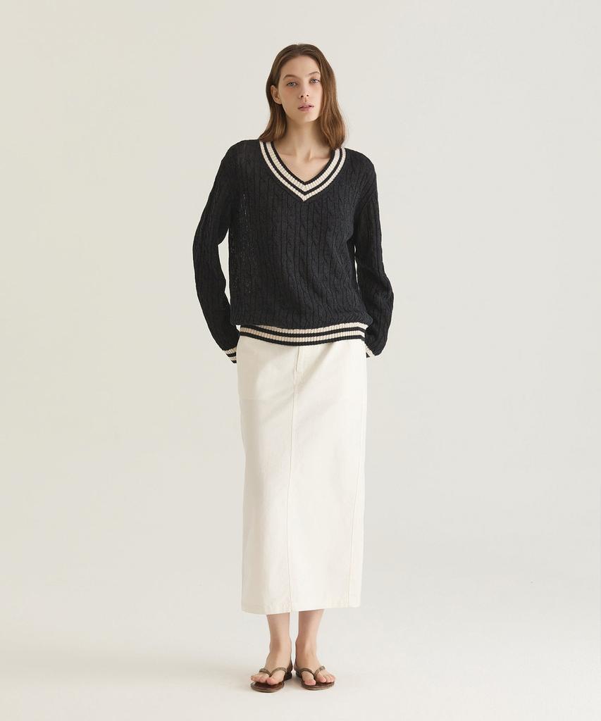 Oteumilkape Cable V-Neck Knit - Navy