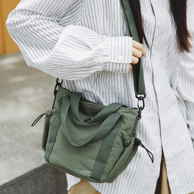 Lightweight Nylon Crossbody Bag Women Sports Shoulder Mobile Phone Bag