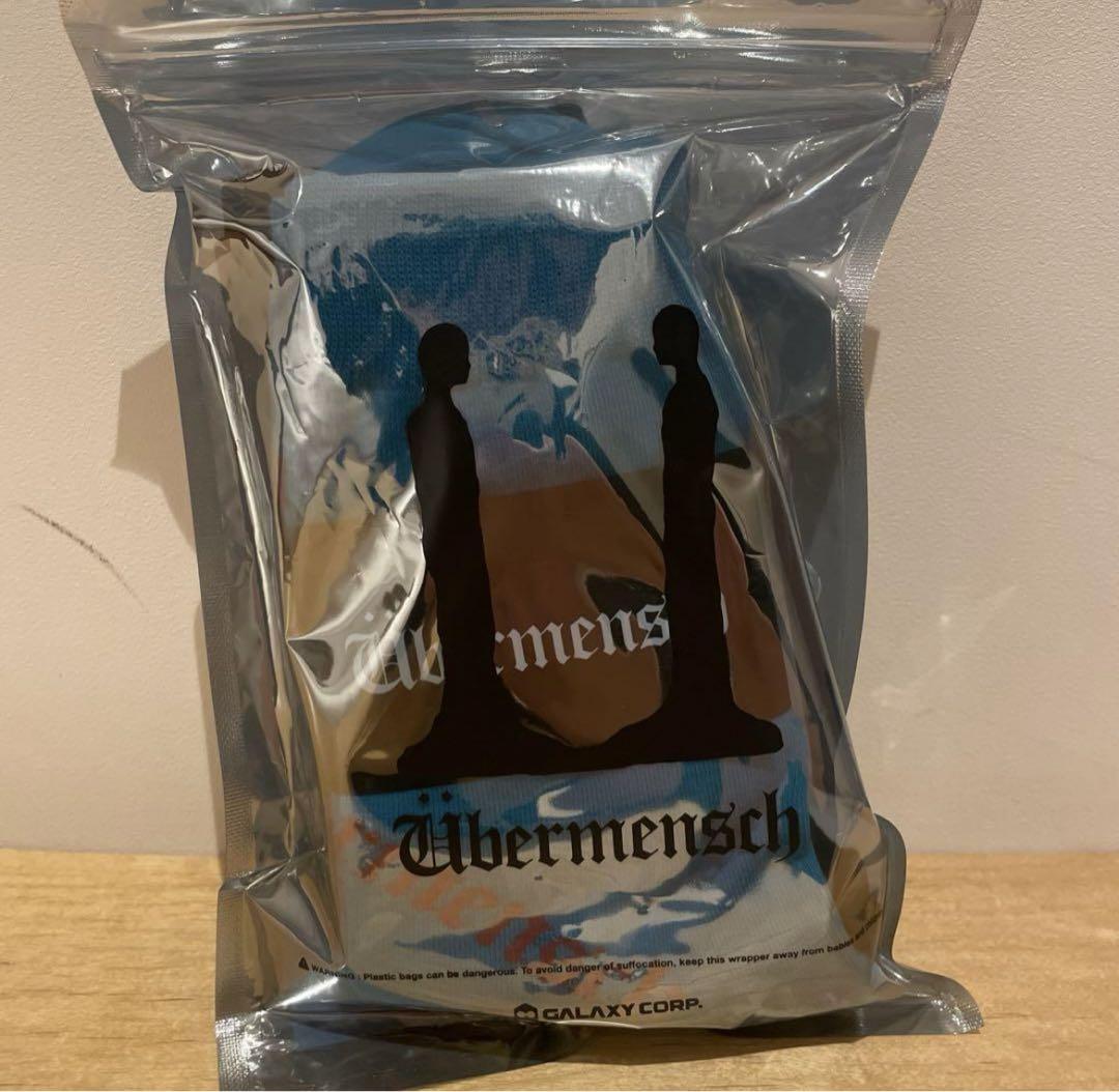 

[Б/У] ВЫСТАВКА ÜBERMENSCH G-DRAGON Jiyong Набор носков