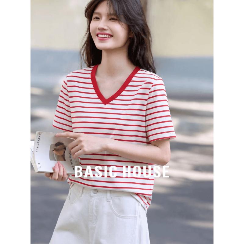 Basic House Women s Striped V-Neck Relaxed Fit T-Shirt S