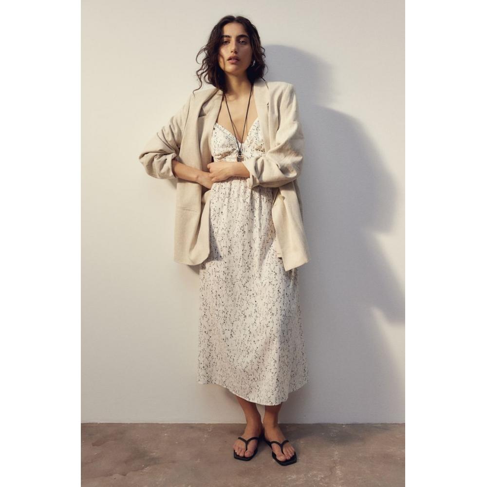 

Платье на бретелях из смесового льна HM, белое с рисунком