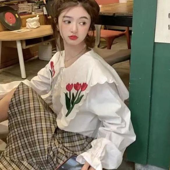 Flower Patterned Women's Shirt Embroidery Design Single Breasted Famale Loose Shirts Spring Casual Lady Long Sleeved Top