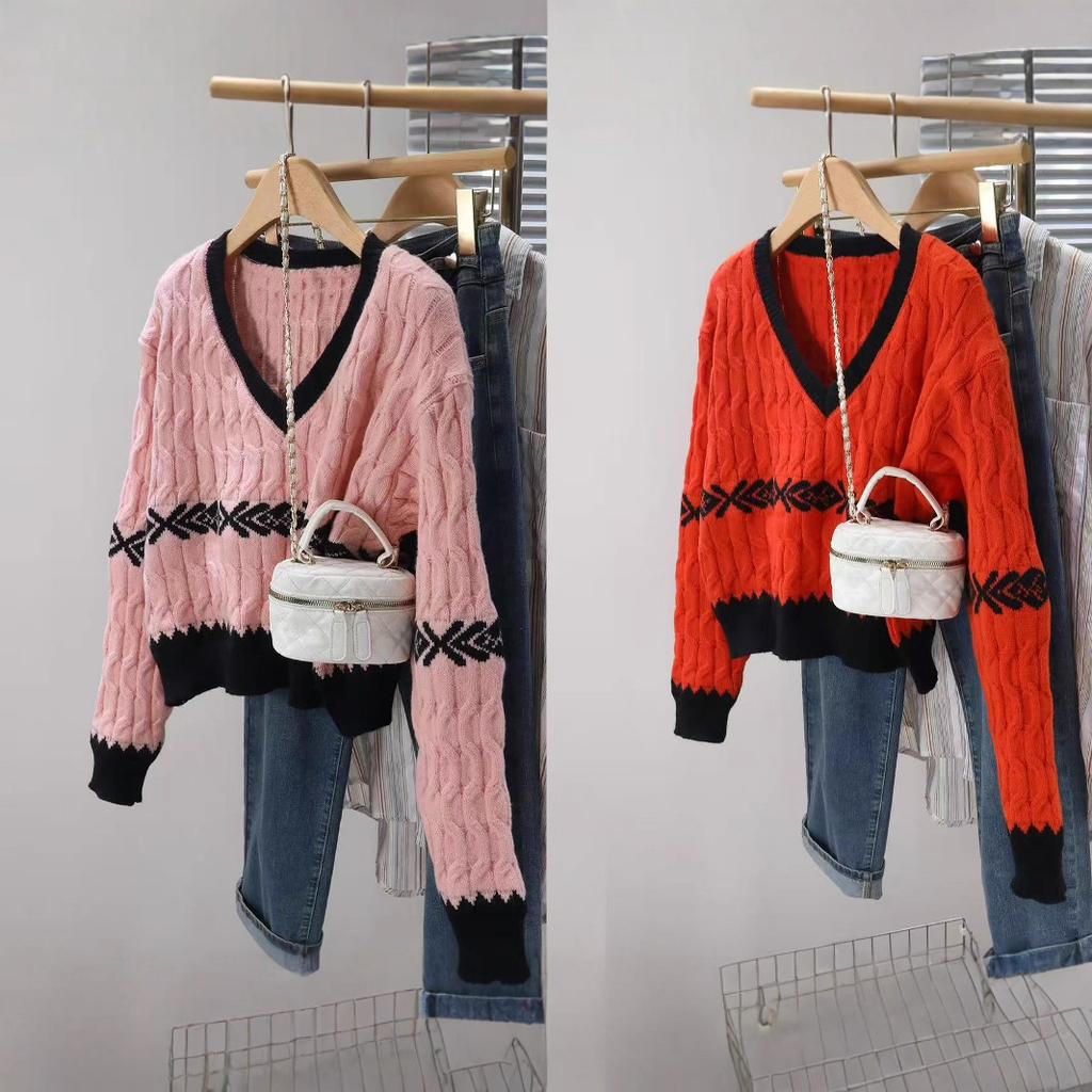 Autumn and Winter Knitted Sweater Loose V-neck Retro Contrasting Striped Sweater