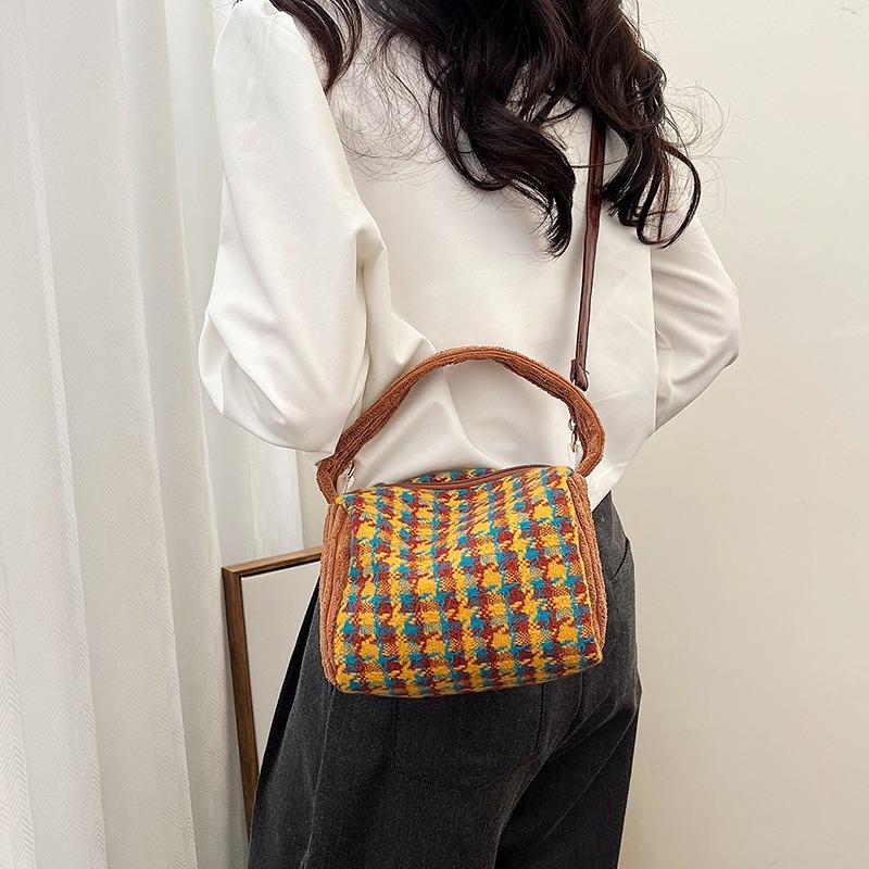 Damentasche neue kleine quadratische Tasche karierte Handtasche Kissen-Tasche Cord Messenger Bag Mode
