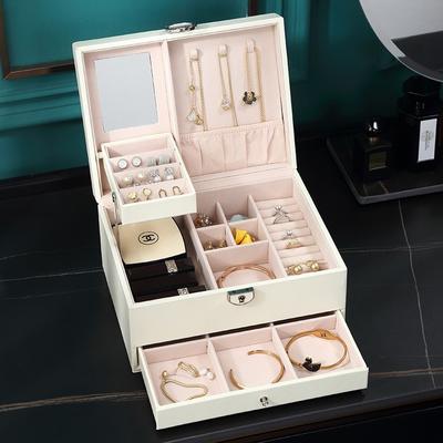 Schmuckkästchen Aufbewahrungsbox PU Qualität mit Spiegel mit Schloss Haushalt Ohrringe Ohrringe Ring Halskette Geschenkbox Spiegel