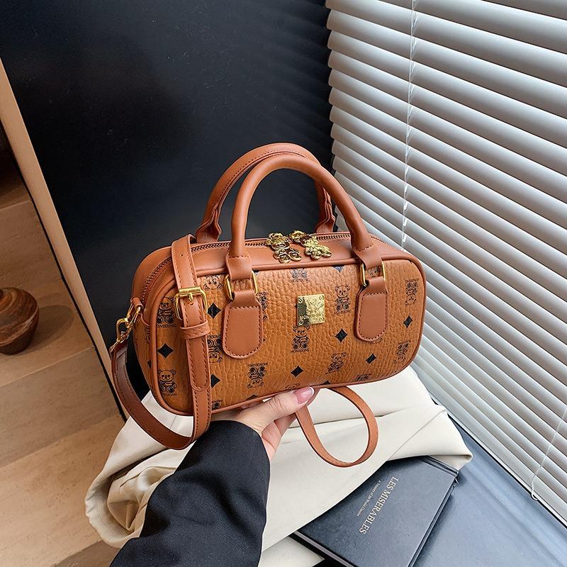 High-end Contrasting Color Bear Bag Women's New Fashion Niche Versatile Messenger Bag Portable Pillow Bag