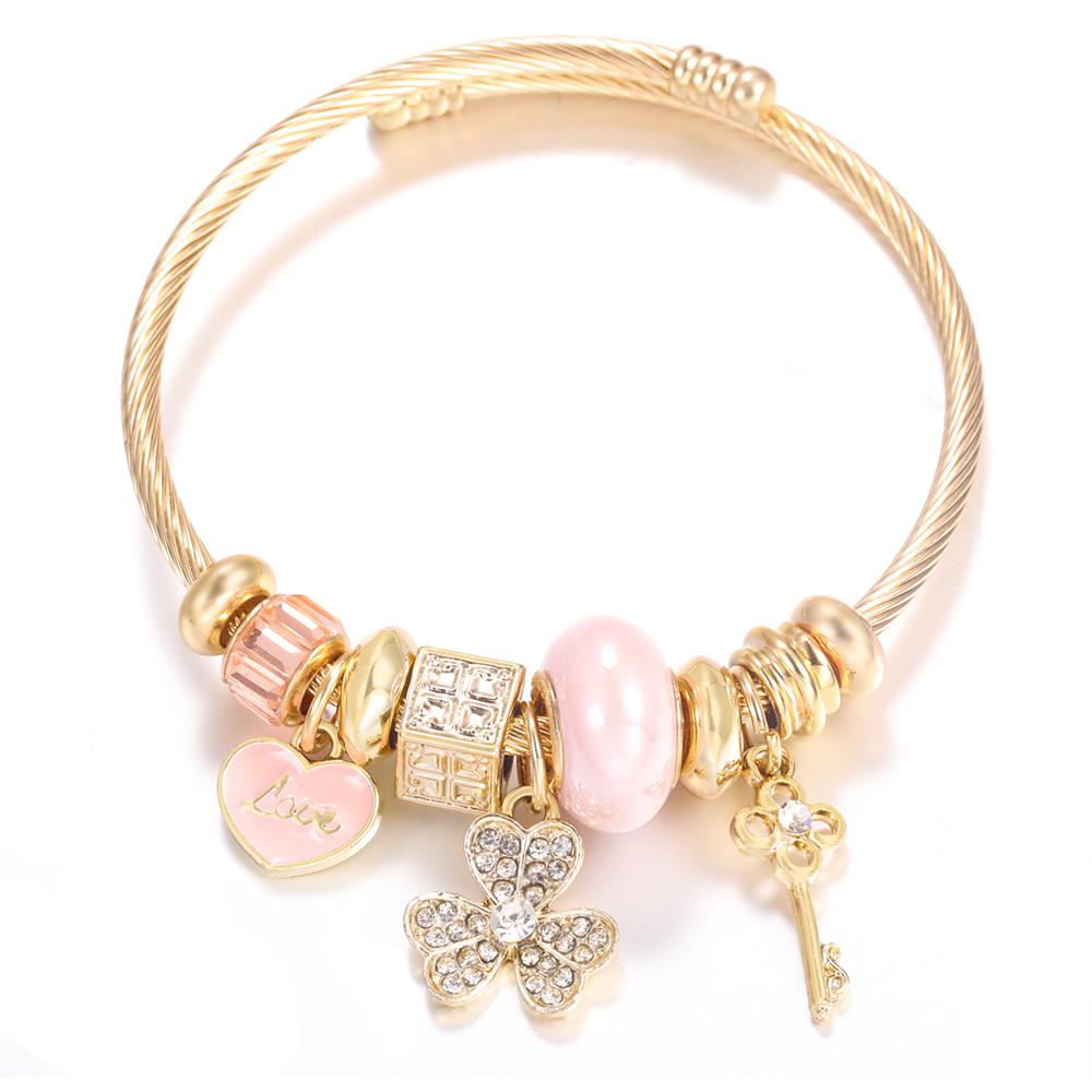 New Trendy 4 Colors Heart Shape Painted Pendant Closure Beaded Bracelet Golden Stainless Steel Women Bracelet Charm Jewelry