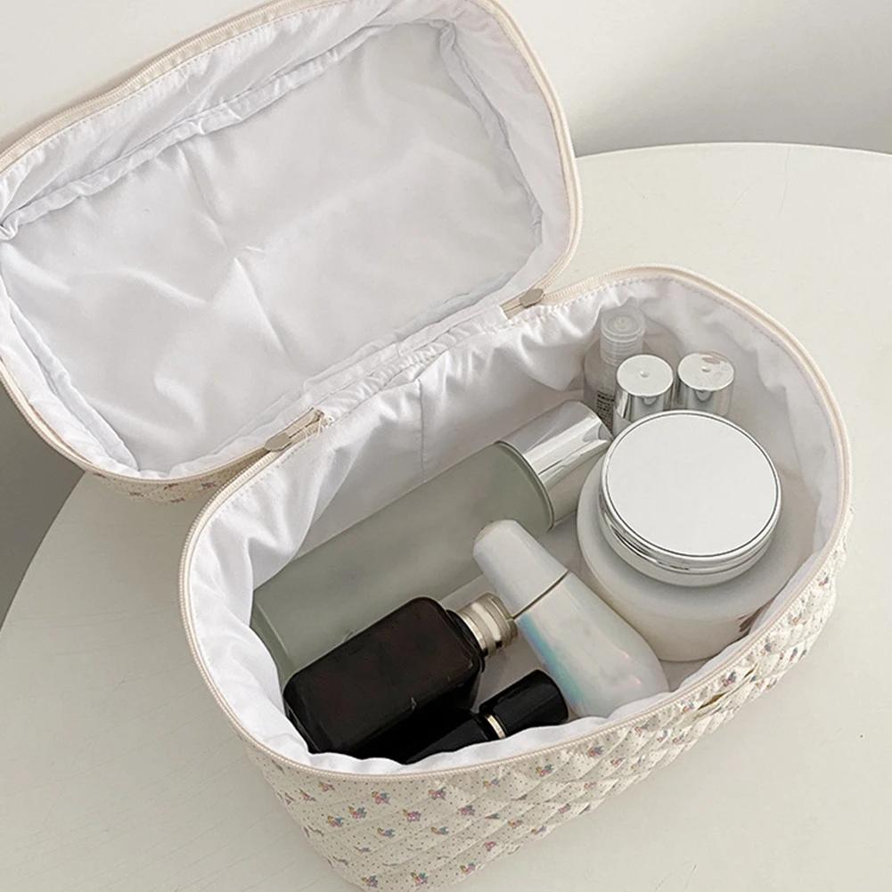 Koreanische Niedliche Kosmetiktasche Tragbare Reißverschluss Make-up Tasche Gesteppte Clutch Handtasche Großes Fassungsvermögen Blumendruck für Damen Mädchen