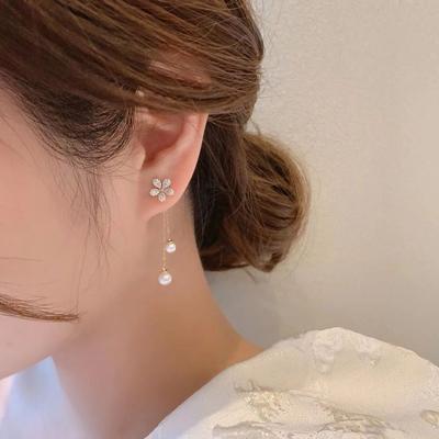 2025 Trend New Zircon Flower Earring Female Temperament Tassels Imitation Pearl Drop Earrings for Women Fashion Jewelry Gif
