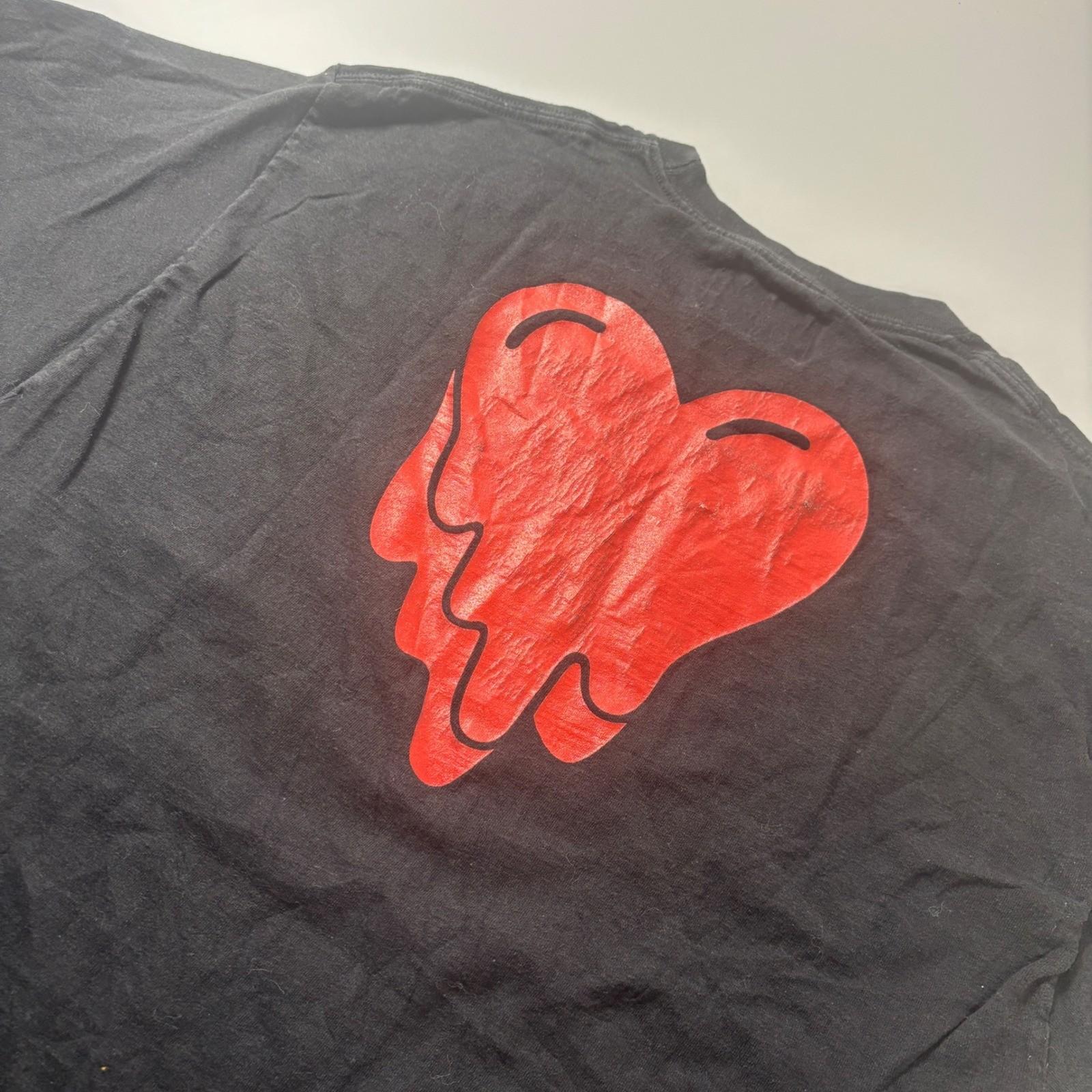 Emotionally Unavailable Champion HERMESS Graphic Print Black TShirt Drip Heart Unisex T-Shirt M