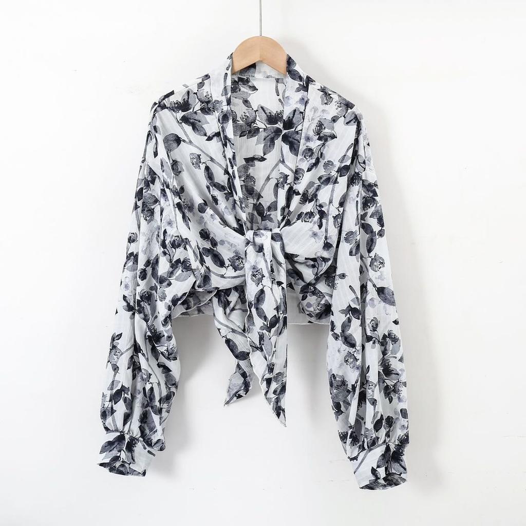 Chiffon Women's Summer Long Sleeved Top Thin Cardigan Paired with Women's Short Sun Protection Jacket Shawl