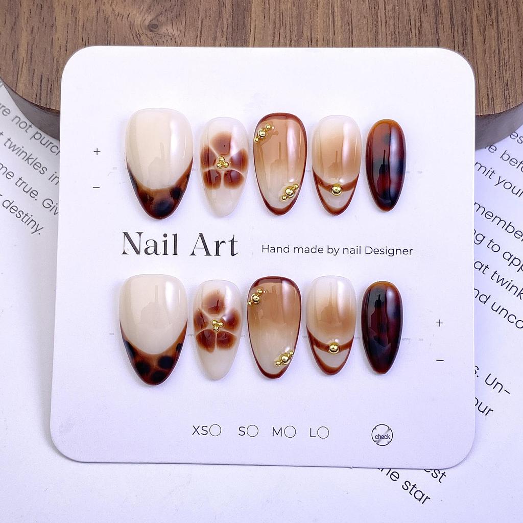 Elegant Brown Gradient Press-On Nails with Gold Beads – Autumn/Winter Luxury Style