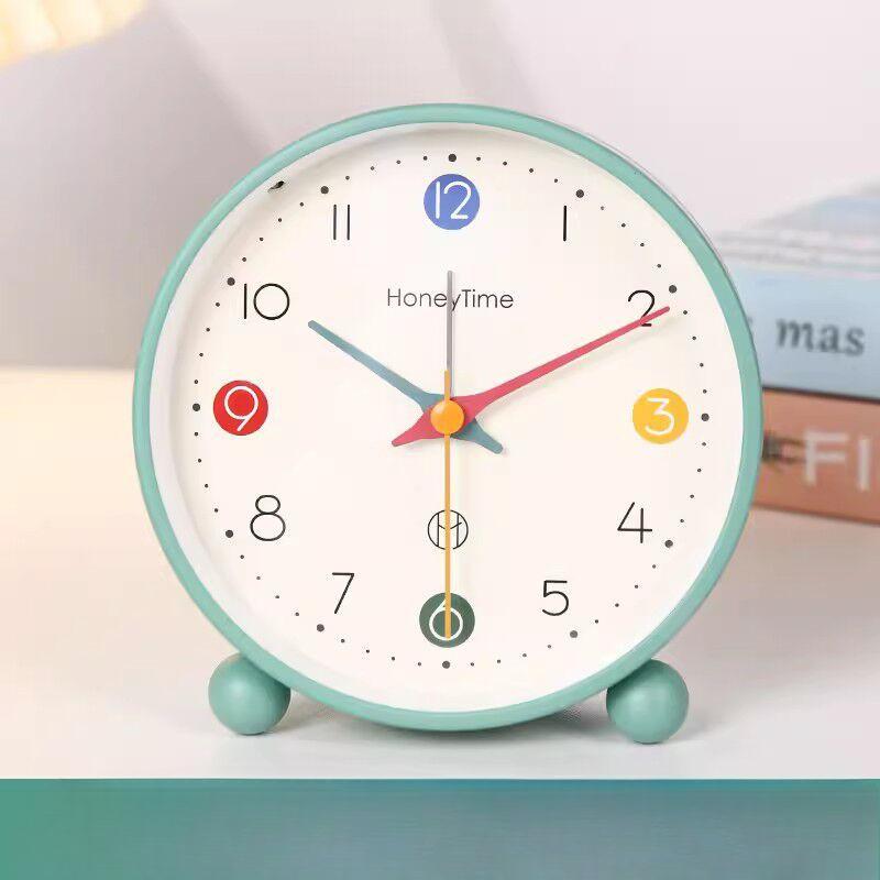 

Новый настольный будильник для детей, мальчиков, учеников начальной школы. Специальный артефакт для пробуждения для девочек. Для установки на рабочий стол, на тумбочку.