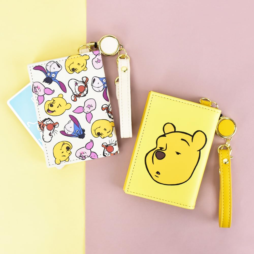 Winnie the Pooh Funny Face Friends Bifold Pass Case MCPH-305