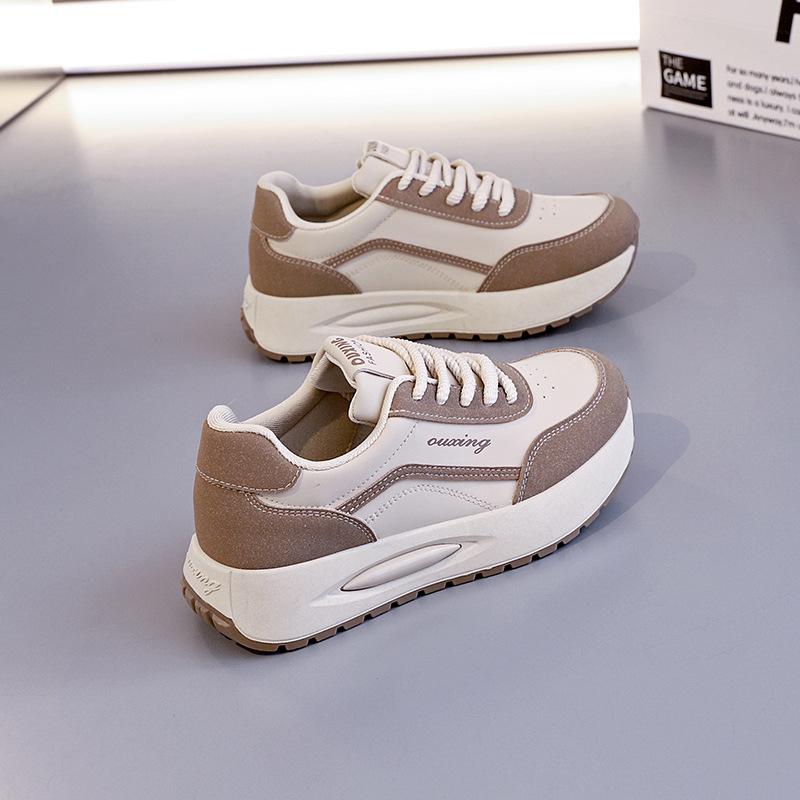 2025 spring little white shoes new Korean version ins female students platform heightening sports board shoes casual street shot G6809