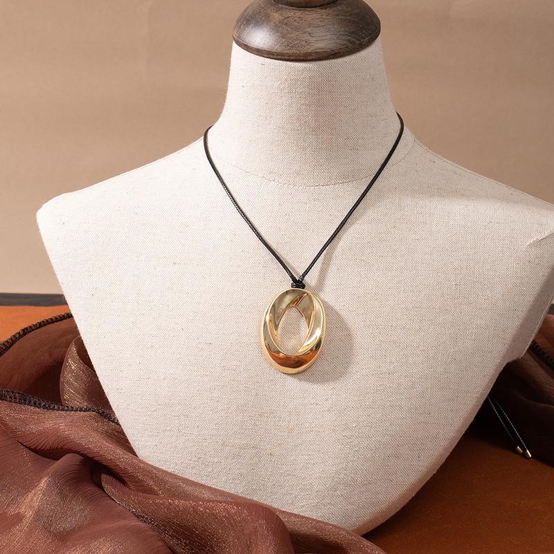 

Geometric Metal Earrings Necklace Set Minimalist Cold Tone Jewelry Women Elegant Stud Earrings Pendant Chain
