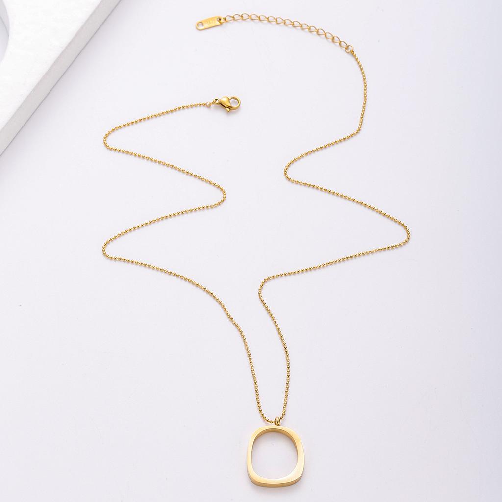 Kouzlo šperků, Jednoduchý dámský náhrdelník z titanové oceli, Středně dlouhý univerzální geometrický ovál zlatý studený vítr nerezová ocel