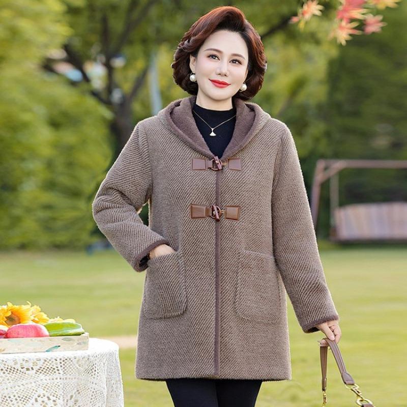 

Темпераментный среднего и пожилого возраста зимний высококачественный стеганый хлопок утолщенный с капюшоном универсальный большого размера мамин простой свободный плащ пальто женщина 5XL [recommended 150-80kg] хаки