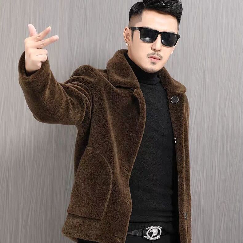 

Искусственный мех мужской имитация овечьей шерсти стрижка овец гранулы мужской искусственный мех хлопок утолщенное гранулированное пальто 6XL 190-105 kg темно-коричневого