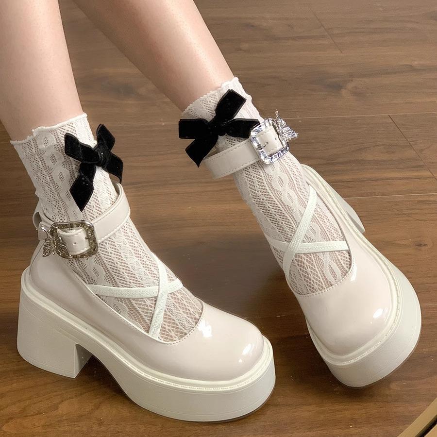 Modne wszechstronne czarne buty na platformie z grubym obcasem, małe skórzane buty damskie 2025 nowe letnie spódnice retro Mary Jane pojedyncze buty