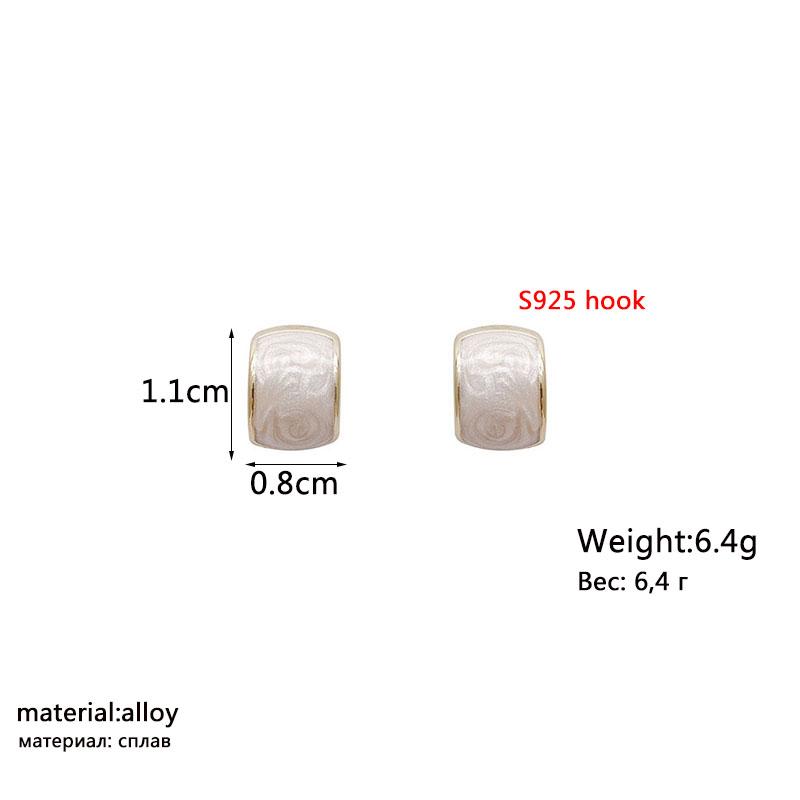 Chic Enamel Women Stud Earrings Tiny C-shaped Earrings Gold Metal Studs Korean Trendy Ear Decoration aretes de