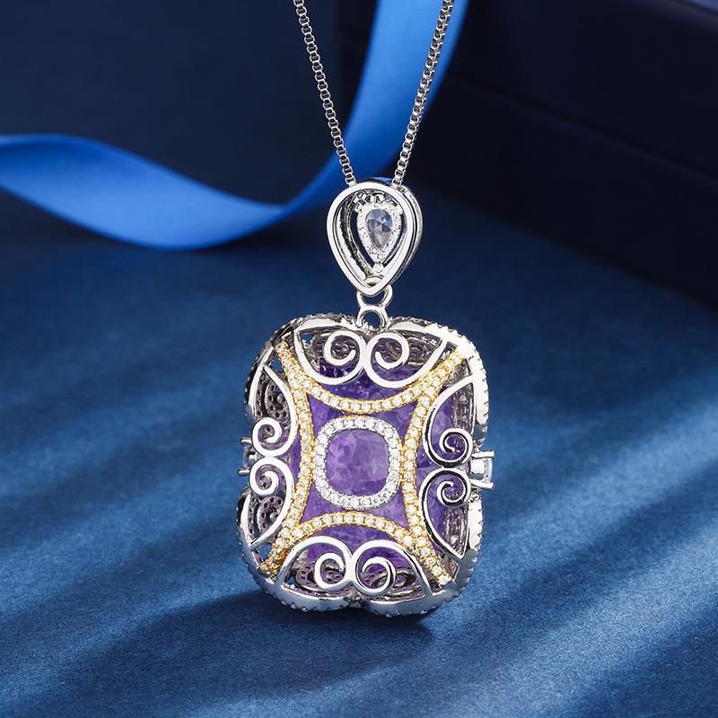 Jewelry Copper Bottom Gold-Plated Simulation Violet Heavy Industry Luxury Inlaid Square 20 * 23 Pendant Necklace