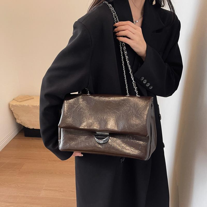 Large-capacity bag women's versatile autumn and winter new leisure chain shoulder messenger bag texture commuter tote bag