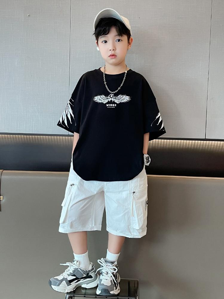 Children's clothing, boys' short sleeved T-shirt, summer clothing, 2026 new item, mid size children's summer half sleeved boys' top