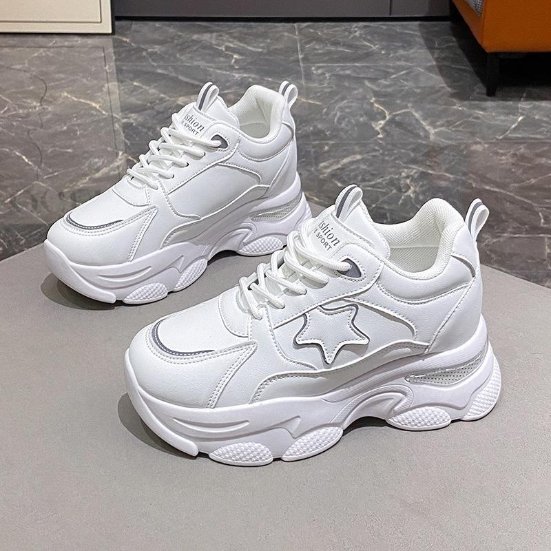 

Папа высокие туфли женские маленькие белые туфли полностью кожаные осень и зима 2024 новые спортивные женские туфли для отдыха толстые подошвы 35 белый