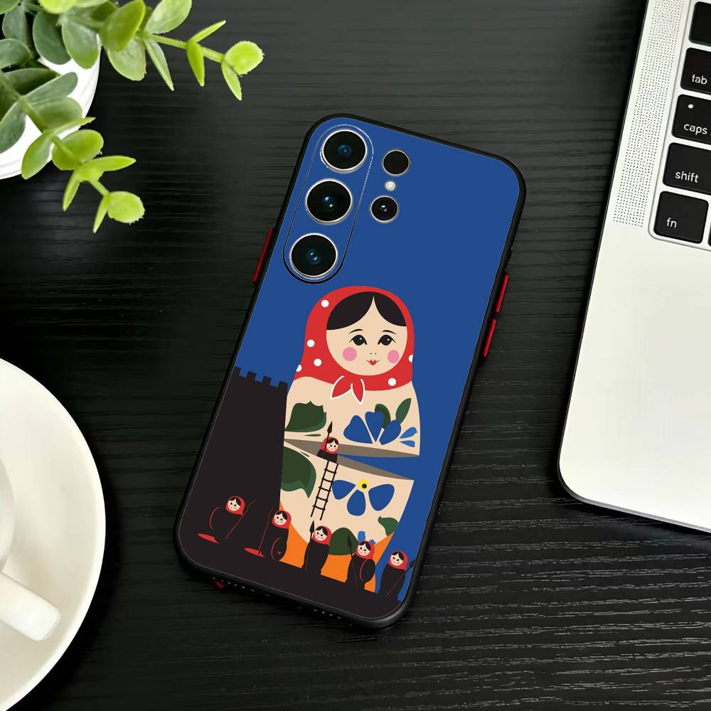 Russian Dolls Matryoshka Phone Case For Samsung S26,S25,S24,S23,S22,S30,S21,Ultra,Plus,FE 5G Black Soft Cover