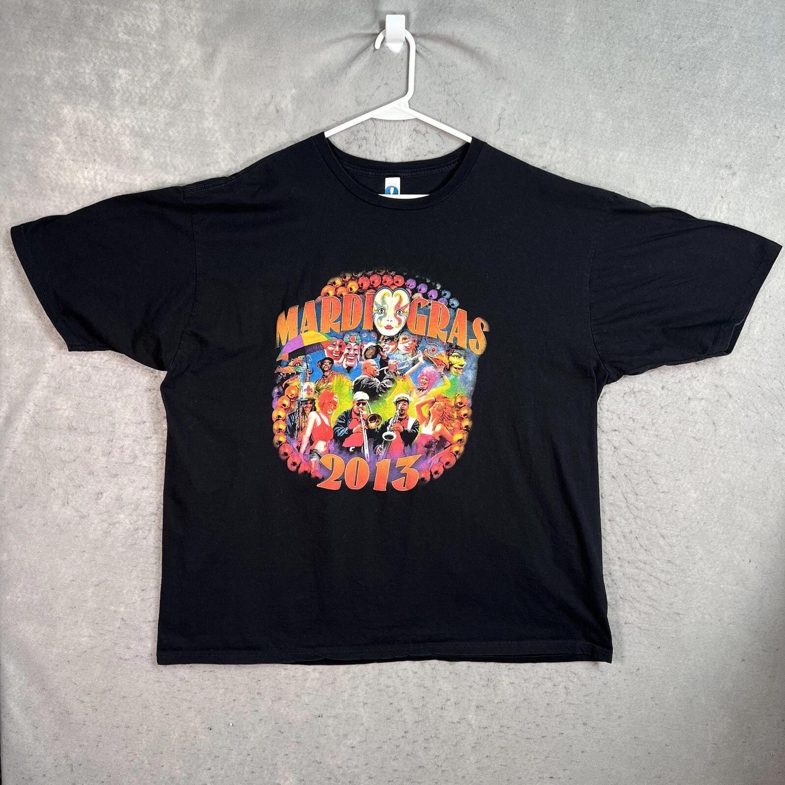 

Mardi Gras 2013 Bottoms Up Throw Dem Hands Up Mobile Alabama T Shirt Adult 3XL 2XL