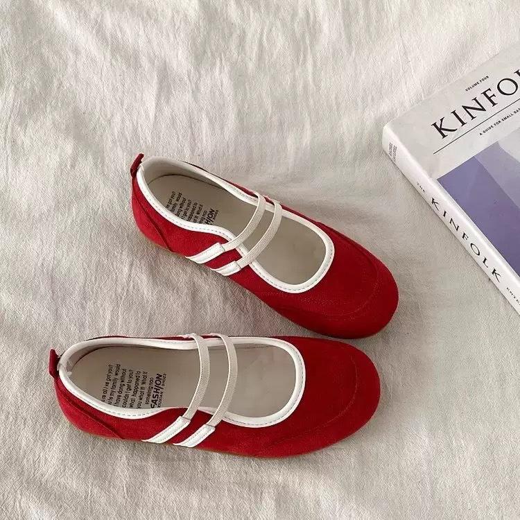 2025 new Korean version cute retro color matching double word with versatile casual Mary Jane shoes flat bottom light mouth single shoes