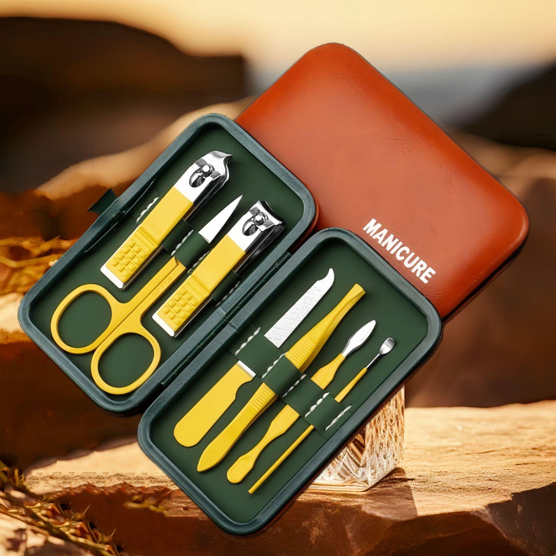 

7-19 Pcs Luxury Stainless Steel Manicure Set Professional Nail Clipper Kit With Travel Case Includes Nail File & Grooming Tools