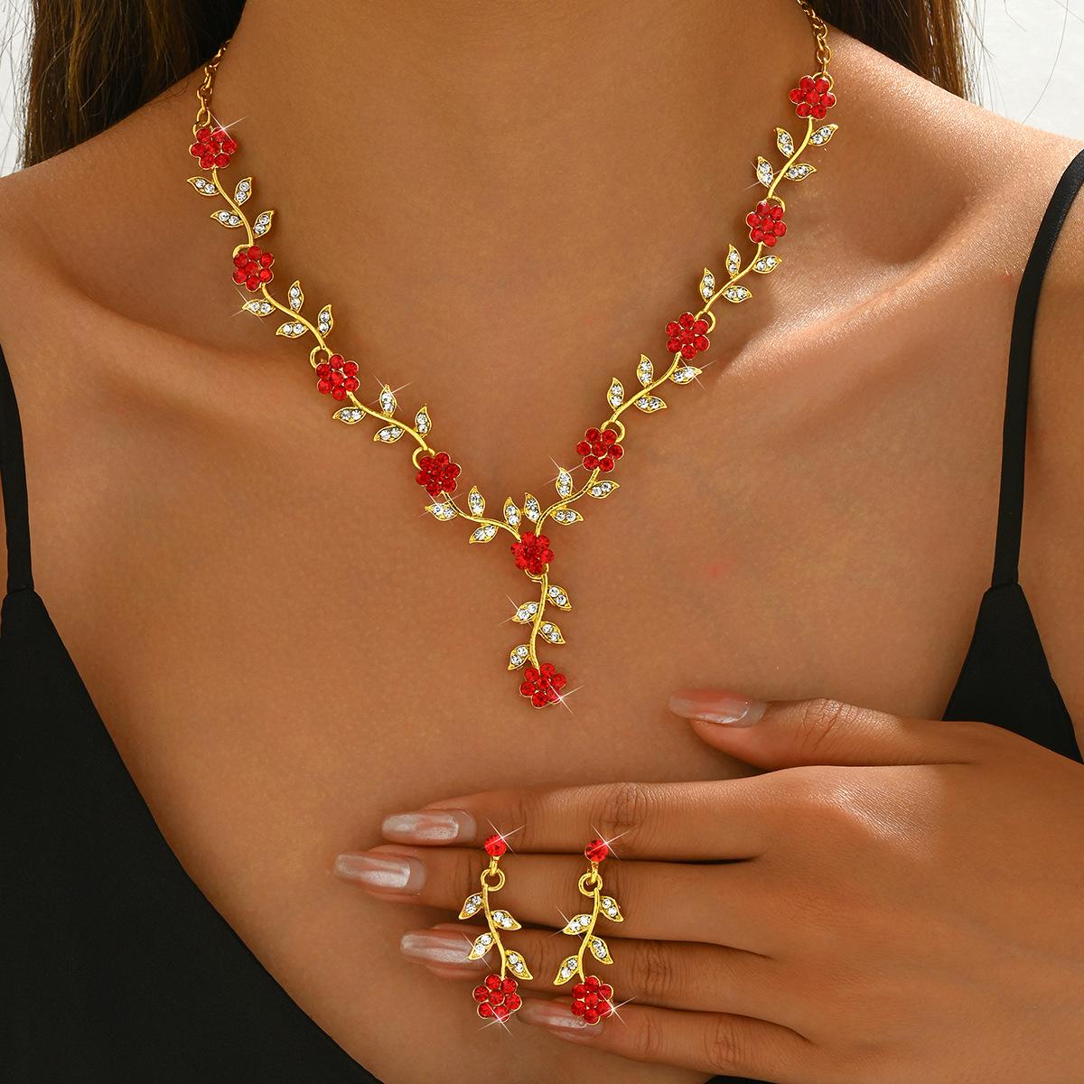 

Alloy Rhinestone Bridal Jewelry Set: Necklace & Earrings in Various Styles