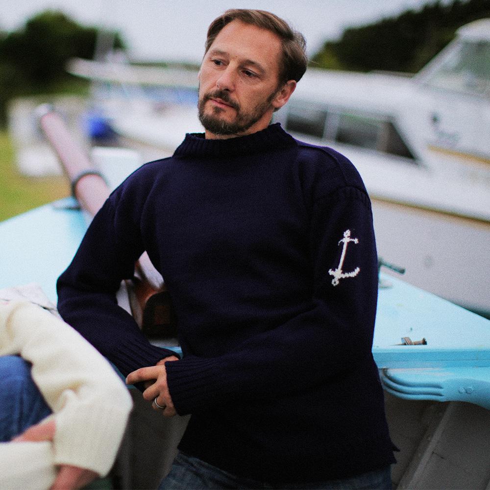Geonjiulleunseu Fisherman Whole Garment Sweater - Navy