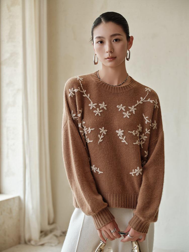 Women's Pure Cashmere Embroidered Sweater - Round Neck, Drop Shoulder, Long Sleeves, Autumn/Winter Knit Pullover