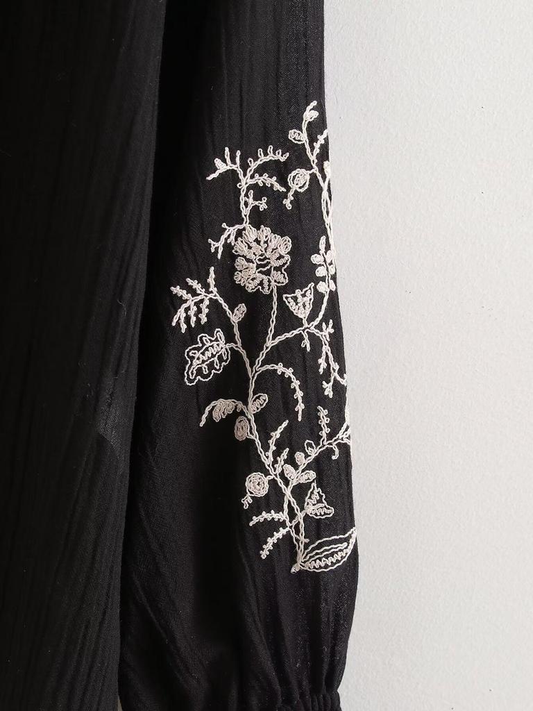 2024 Autumn Women's European & American Style Loose Embroidered Long Sleeve Shirt