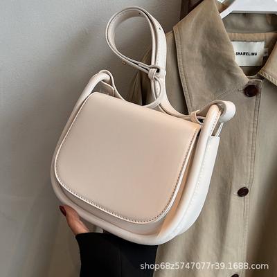 2025 New Fashion Retro Small Square Bag Women's Bag High-end Niche Design Messenger Bag Commuter Shoulder Ma'an Bag