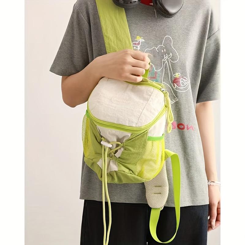 Stylish And Compact Drawstring Backpack for Women, a Casual Sports Bag Suitable for Books