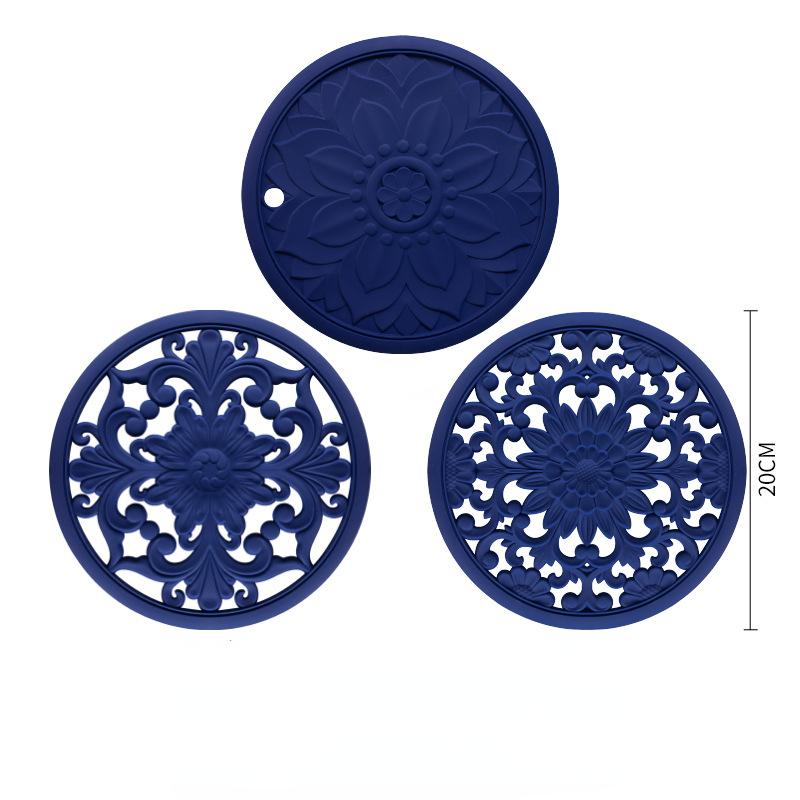 3pcs Round Silicone Placemats Retro Hollow Carved Dining Table Mats Set for Table Dishes and Pot Holders Kitchen Hot Pads