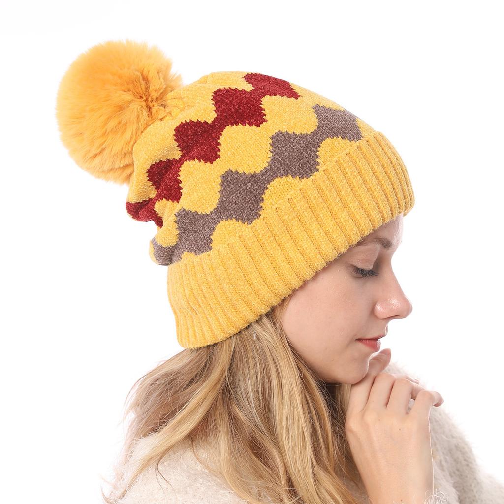 Autumn and Winter New Velvet Thickened Warm Knitted Hat Chenille Soft Wavy Wool Ball Beanie